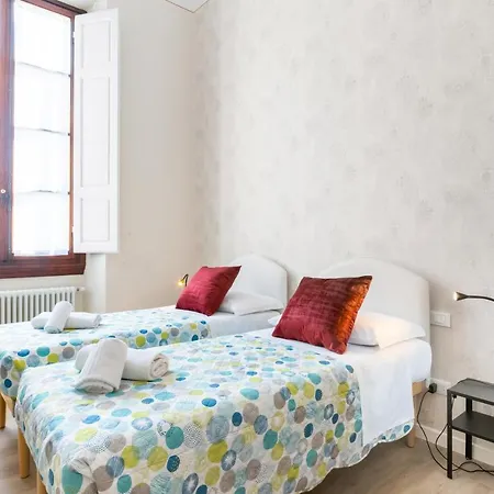 I Renai - Ponte Delle Grazie Modern Apartment Florence Exterior photo