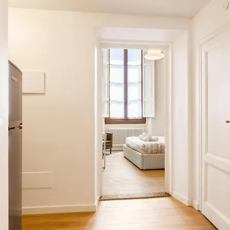 I Renai - Ponte Delle Grazie Modern Apartment Florence Exterior photo